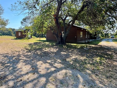 921 S 24th St, Okemah, OK 74859 - photo 4