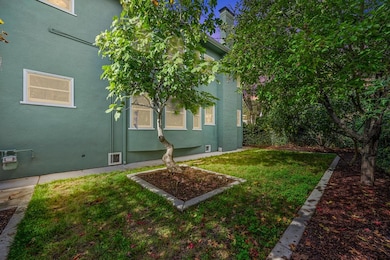 2324 4th Ave, Sacramento, CA 95818 - photo 7