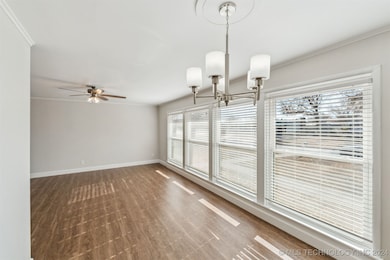 Dining open to living