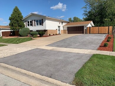 18815 Cedar Ave, Country Club Hills, IL 60478 - photo 3