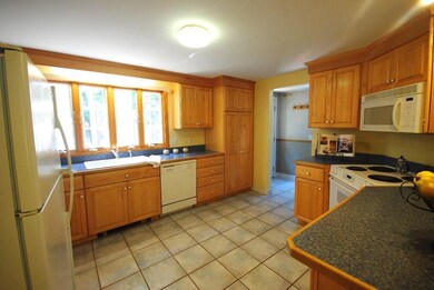 192 Payne Rd, Scarborough, ME 04074 - photo 4
