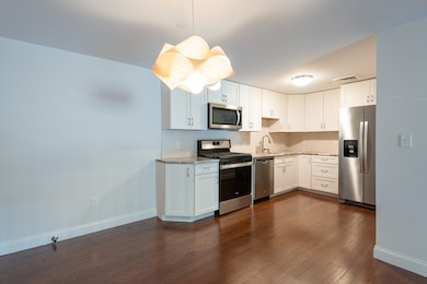 1214 Vfw Pkwy unit 37, West Roxbury, MA 02132 - photo 6