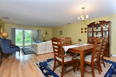 3 Bristol Woods Dr unit 3D, Bristol, RI 02809 - photo 4