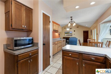 1402 Girard St, San Marcos, TX 78666 - photo 5