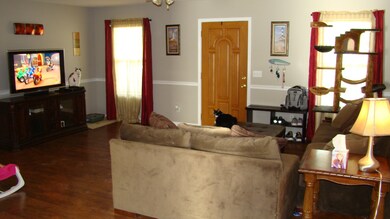 185 Tyne Rd, Shelbyville, TN 37160 - photo 4