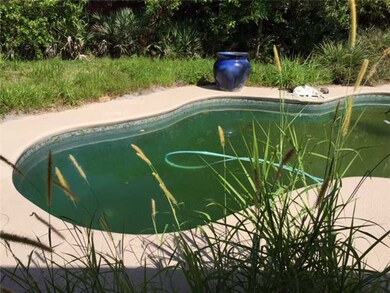 Swimming Pool/Hot Tub/Sauna.