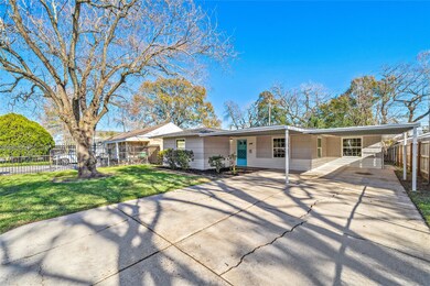 7638 Thurow St, Houston, TX 77087 - photo 2