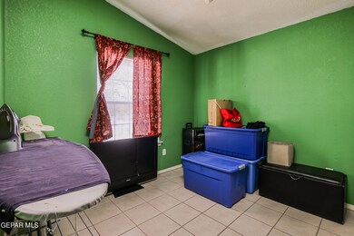 361 Barrel Cactus Dr, Horizon City, TX 79928 - photo 6