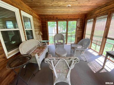 3934 Fernwood Ave, Davenport, IA 52807 - photo 6