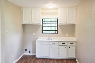 8007 Lawn St, Houston, TX 77088 - photo 7