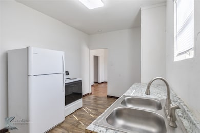 344 SW Avenue A, Hamlin, TX 79520 - photo 7