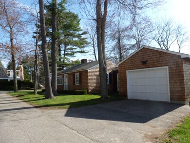 37 Seaview Ave, Hampton, NH 03842 - photo 3