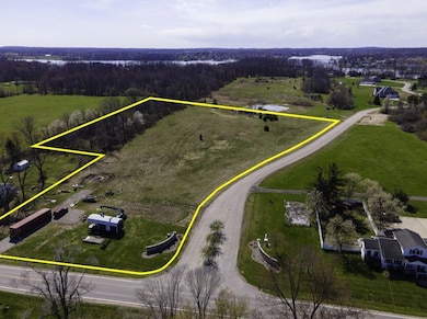 8710 Pentecost Hwy, Onsted, MI 49265 - photo 2