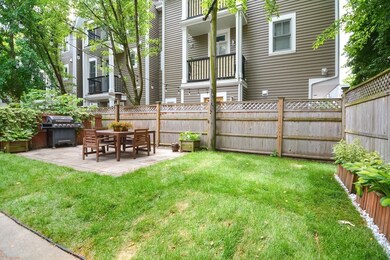 22 Lake St, Somerville, MA 02143 - photo 3