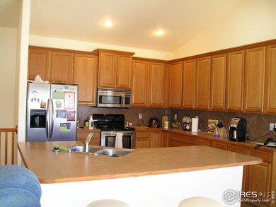 lots of kitchen cabinets