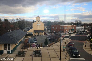 201 N 21st St, Purcellville, VA 20132 - photo 2