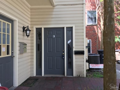 210 E Government St unit C, Pensacola, FL 32502 - photo 3