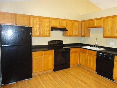 252 Woodfield Dr, Franklin, IN 46131 - photo 5