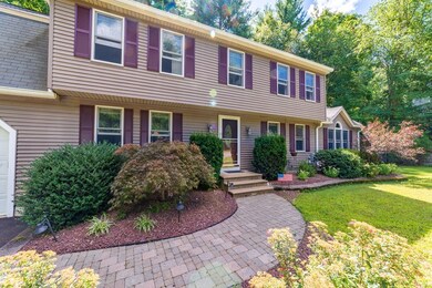 24 Hunter Rd, Uxbridge, MA 01569 - photo 2