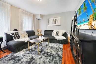 15-17 Morton Square, Stoughton, MA 02072 - photo 3