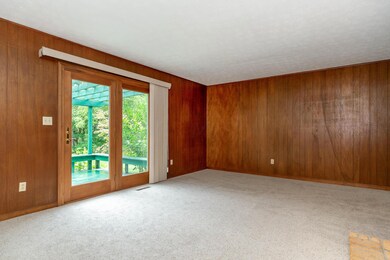 266 Colony Ct-20