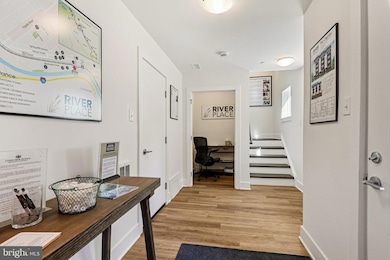 952 Riverplace Dr, Conshohocken, PA 19428 - photo 4