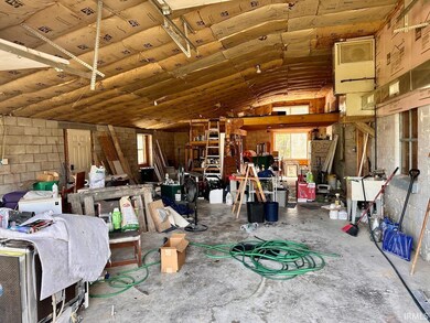 1442 W 15th St, Muncie, IN 47302 - photo 6