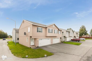 2938 Wind Chase Court-large-003-14-Exter