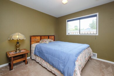 976 SE Jetty Ave, Lincoln City, OR 97367 - photo 7