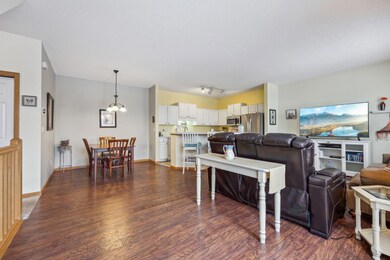 Wonderful Open floor plan layout which is great for entertaining