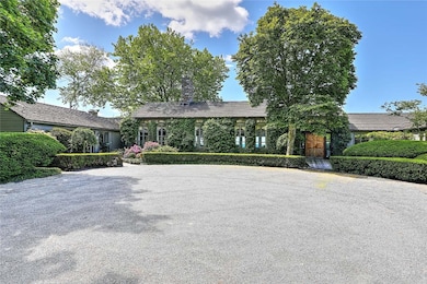 69 Nayatt Rd, Barrington, RI 02806 - photo 2