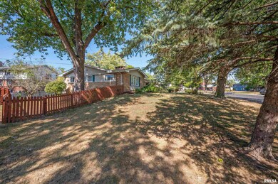 6017 N Trenton Ln, Peoria, IL 61614 - photo 3