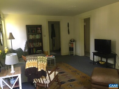815 Locust Ave unit B, Charlottesville, VA 22902 - photo 3