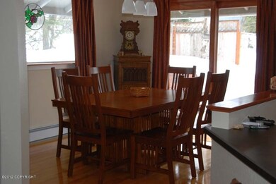 6dining room
