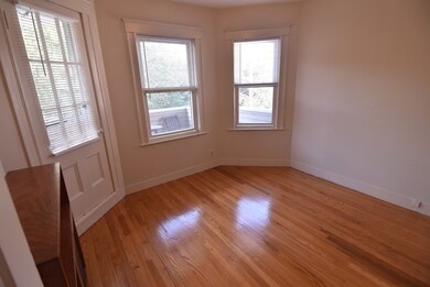 79 Euston Rd unit 3, Brighton, MA 02135 - photo 5