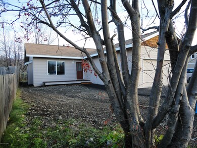 Elmendorf Exterior 001