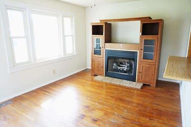 110 S Saltsman Dr, Hopkinsville, KY 42240 - photo 2