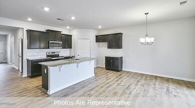 Cali_Dark_Cabinets13