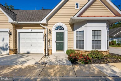 10629 Hickory Crest Ln, Columbia, MD 21044 - photo 2