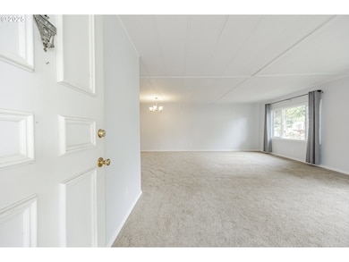 1475 Green Acres Rd unit 8, Eugene, OR 97408 - photo 5