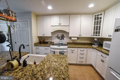 24204 N Patuxent Beach Rd, California, MD 20619 - photo 5