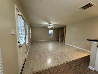 12018 Bunny Ln, Pinehurst, TX 77362 - photo 3