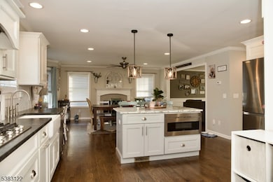 31 Emmans Rd, Ledgewood, NJ 07852 - photo 2