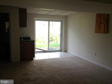 204 Edenberry Ct, Sterling, VA 20164 - photo 4