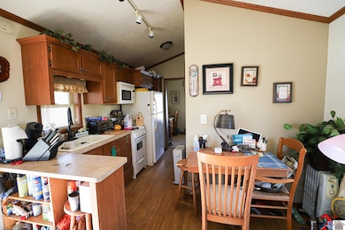 250 Captain Morgan Rd unit 242 Captain Morgan R, Hardin, KY 42048 - photo 6