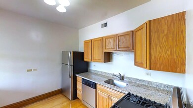 4846 N Bell Ave unit 3, Chicago, IL 60625 - photo 3