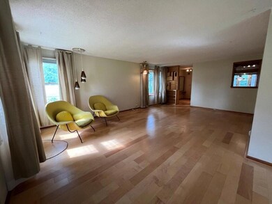 210 10th St E, Mobridge, SD 57601 - photo 6