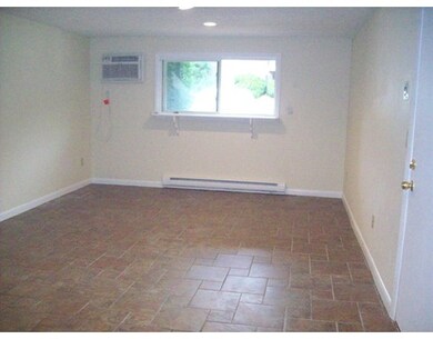 98 Pemberton St unit 20, Dracut, MA 01826 - photo 4