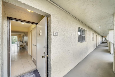 The Greens of Inverrary unit 4051, Lauderhill, FL 33319 - photo 4