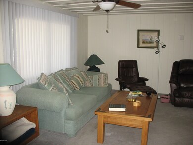 5382 Circle Z Living Room (1)